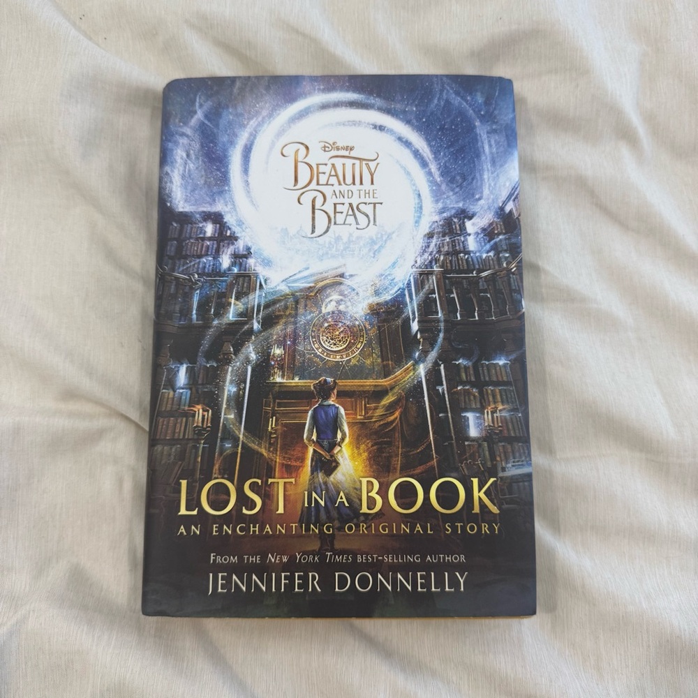 Disney Beauty and the Beast Lost in a Book – Jennifer Donnelly HC New